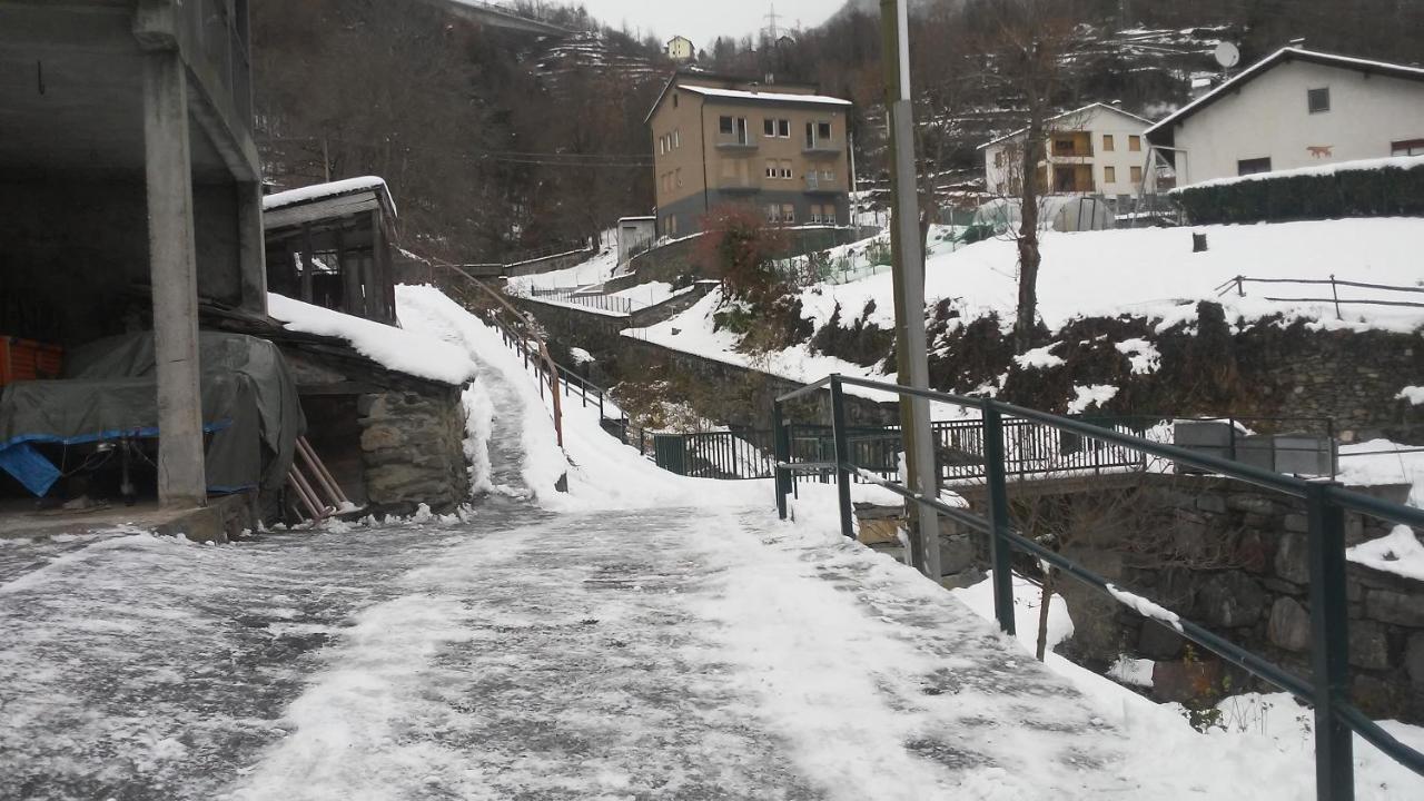 B&B Arquino Sondrio Buitenkant foto